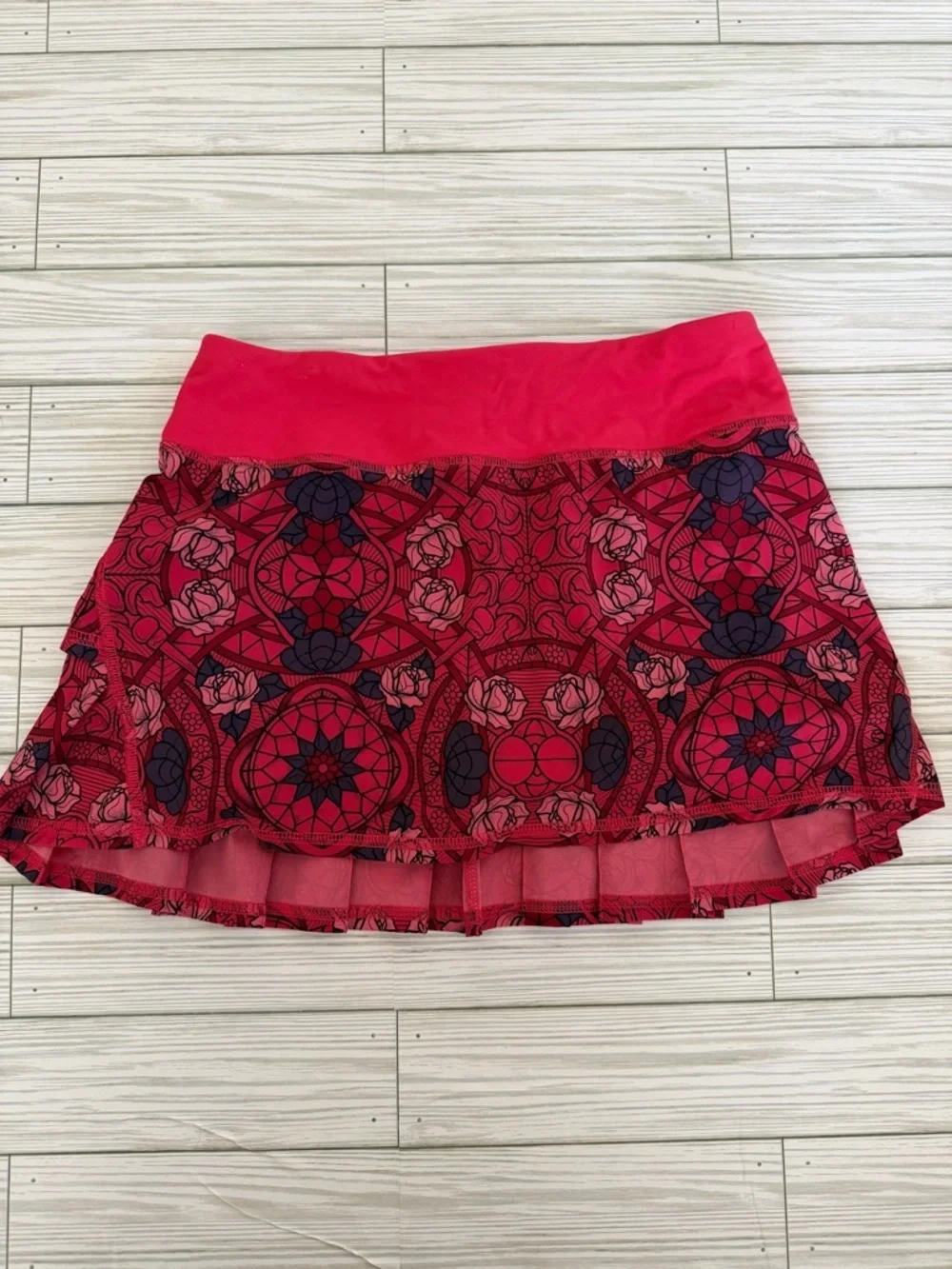 Lululemon | Run Pace Setter Skort in Prisma Multi Guava Lava Boom Juice - Size 2